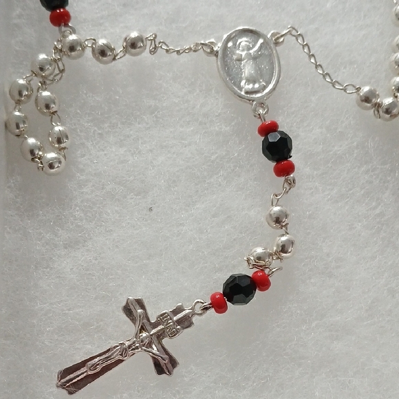 Elegant Silver and Red Rosary Necklace - Picture 2 of 5